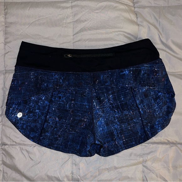 Lululemon speed up shorts 2’5” - Picture 2 of 4